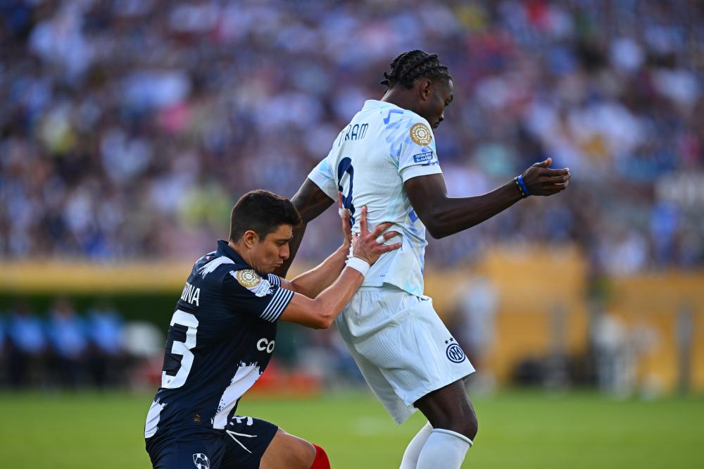 太攀蛇官方：瓦尔登堡和史密斯缺席对阵老鹰，斯塔特曼将复出