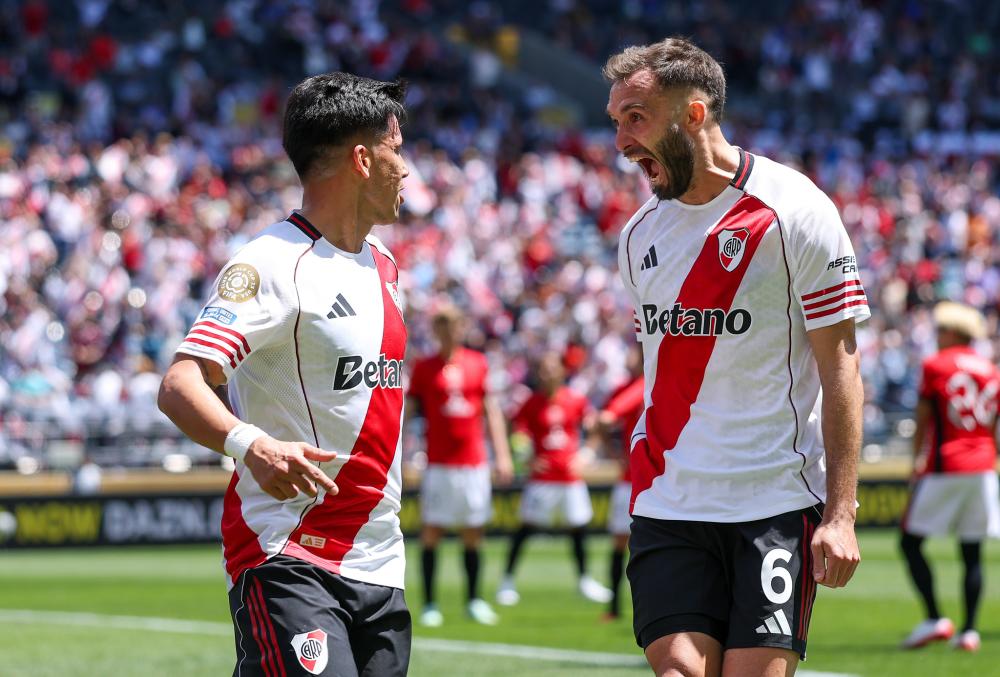 阿隆索：我现在不考虑帅位问题！萨拉赫：凯恩也曾10场进球荒！